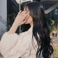 Em gái của Dương_Trần Ngọc Linh