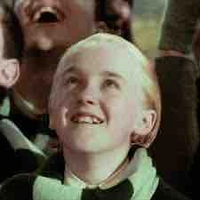 Draco Malfoy ( lúc nhỏ )