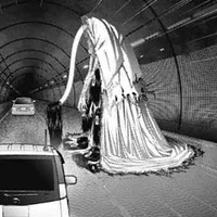 Ma nữ hầm chui T