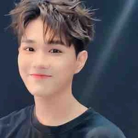 HOÀNG ĐỨC DUY 