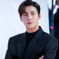 Kim Seon Ho
