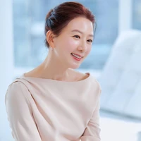 Giáo viên 2 ( Cao Vân Ly )