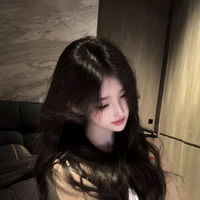 Mộ Thiên Hân_Em gái Mộ Tử Khâm