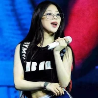 Kawai Ruka - (chị)