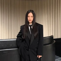 Milk Pansa Vosbien - Chị