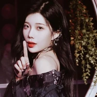 Thẩm Mộng Dao(chị)