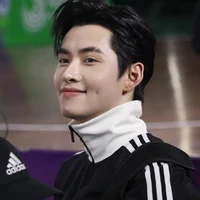 • Huỳnh Hoàng Hùng •