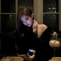 Thẩm Kiều Anh _ Valiria ( Nhị tỷ )