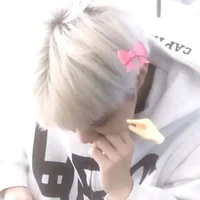 Lục Cảnh Hành*nhg ko ăn đc hành=))*