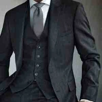 Nguyễn Tư Thành (ba của Sơn)