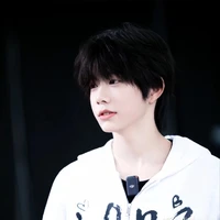 Trần Dịch Hằng (H)