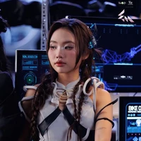 Phương Mỹ Chi -C-