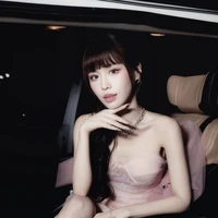 Han Sara -nàng-
