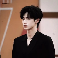 anh cả của Dương Bắc Văn kiem bác sĩ