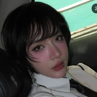 Nguyễn Hoàng Ly - Lyly