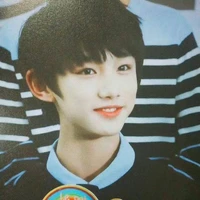 Đinh Nhật Khôi (anh cả)