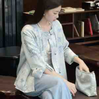 Phùng Lan ( mẹ Ngọc )