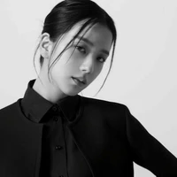 KIM JISOO