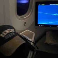 Nhỏ t/g ham vật chất.