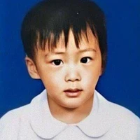 Kim SeokJin (lúc nhỏ)