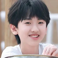 Tả Kỳ Hàm(ngày bé)
