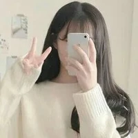 Dương Hạ Vy ( Bơ)