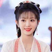 Lục trắc phu nhân-Lý Vi