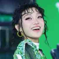 Linh Chi_Chi Xê