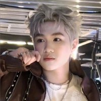 Hoàng Đức Duy ( caption boy)