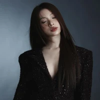 • Ngân Mỹ 