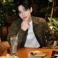 huỳng hoàng hùng(hùng huỳnh)