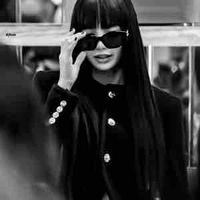 Lalisa Manobal ( Cô ) 