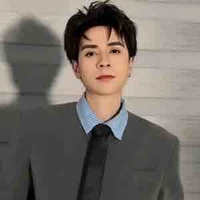Lê Quang Hùng 