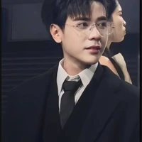 quang hùng