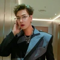 Hoàng Kim Long