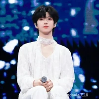 Trương Hàm Thụy