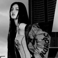 Hwang Yeji - J15