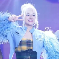 Nguyễn Hoàng Bảo Ngọc| Young Puppy