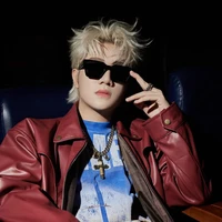 𝐻𝑜𝑎̀𝑛𝑔 đ𝑢̛́𝑐 𝐷𝑢𝑦 ʳᵒⁿᵍ(anh cả)