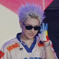 𝐻𝑜𝑎̀𝑛𝑔 𝐴𝑛ℎ 𝐷𝑢𝑦 ˣᵃᵗᶦⁿʰ(anh tư)