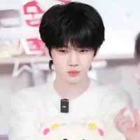 Trương Hàm Thuỵ