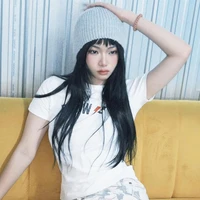 Nguyễn Lê Ngọc Ánh Sáng - Aza