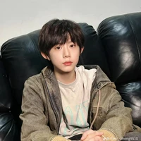 Trần Dịch Hằng_H