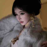 Kiều Linh( mẹ của Anh)