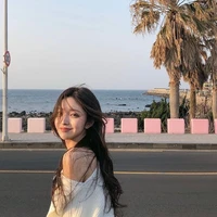 Kỷ Hạ Vy