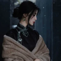 Nguyễn Hoài Thương - mẹ anh