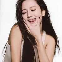 Kim Jisoo ( Y)