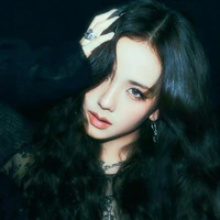 Kim Jisoo (Bóng Ma)