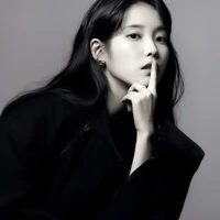 IU (Bạch Hổ)