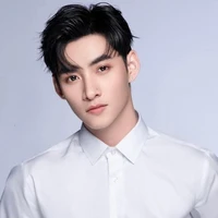Hùng Huỳnh